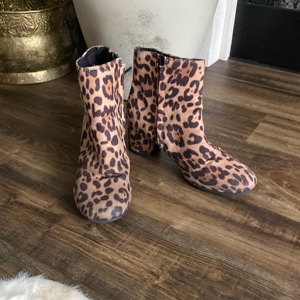Leopard booties